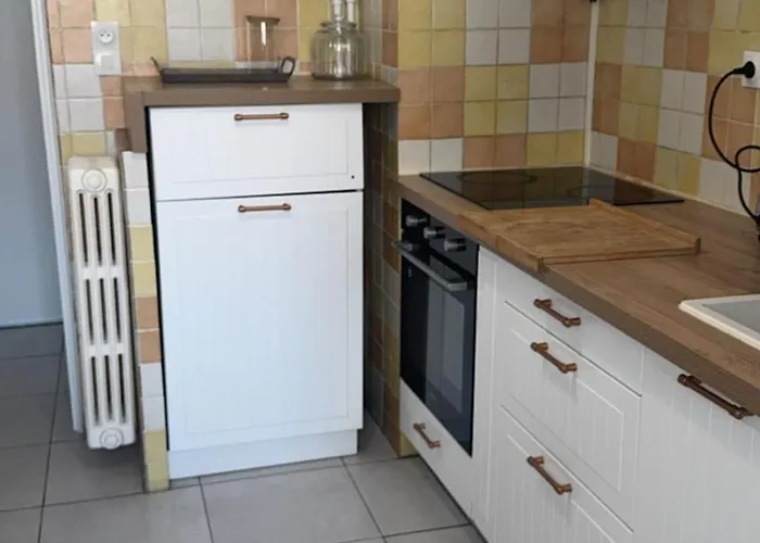 De 3 Pour 6 Personnes טולון