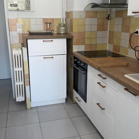 De 3 Pour 6 Personnes Toulon